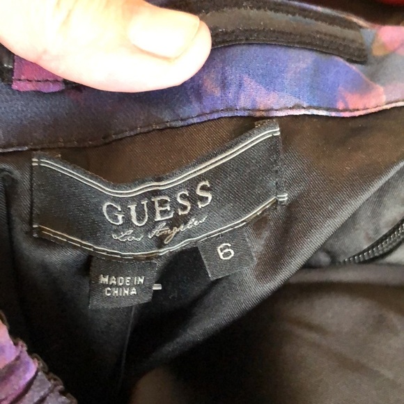 Guess Strapless Floral Cocktail Dress – Purple Blue Print – Size 6 - Picture 10 of 13
